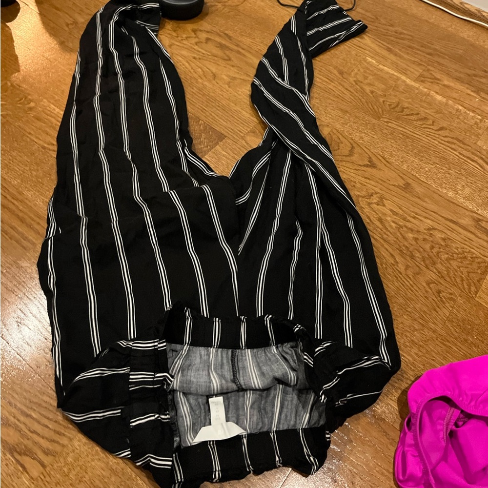 h&m black and white striped pants with belt european size 34